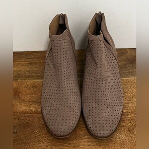 Susina Women Brown Ankle Booties